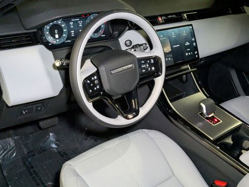 New 2026 Land Rover Range Rover Velar S image 3