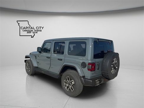 New 2026 Jeep Wrangler Sahara image 7