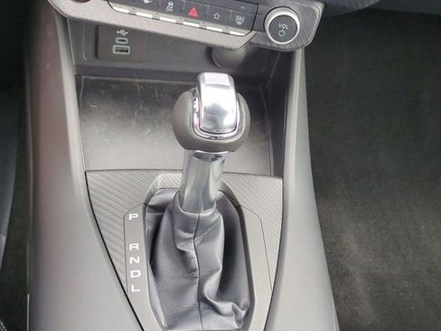 Used 2025 Ford Mustang Convertible image 17