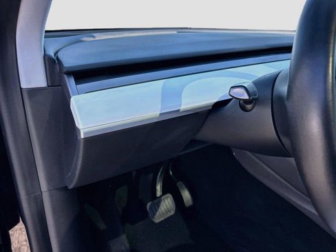 Used 2020 Tesla Model Y Long Range AWD/4WD image 11