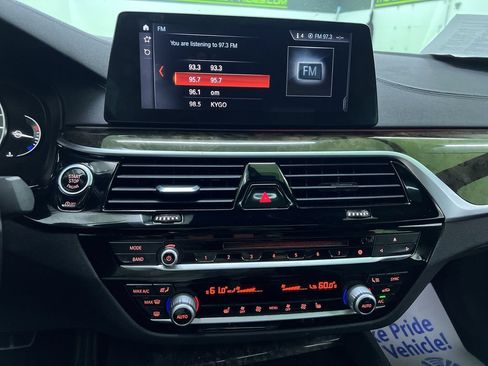 Used 2017 BMW 530i xDrive AWD/4WD image 20