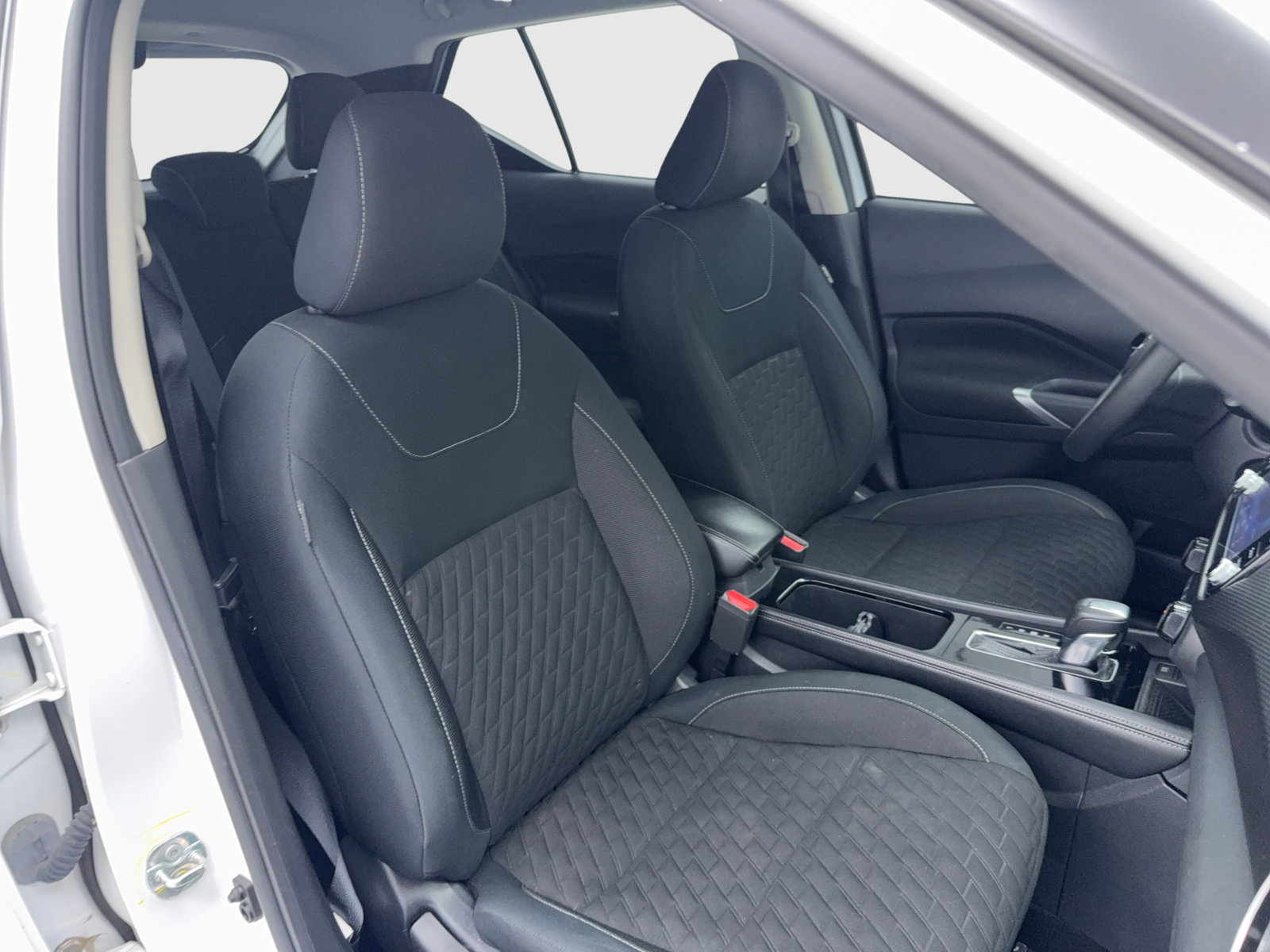 Used 2021 Nissan Kicks SV FWD image 43