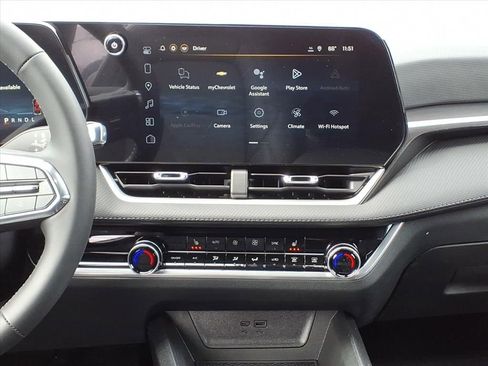 New 2026 Chevrolet Equinox LT w/ Convenience Package II image 6