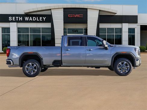 New 2026 GMC Sierra 2500 SLE w/ Preferred Package image 8
