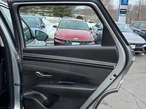Used 2023 Hyundai Tucson SE image 43