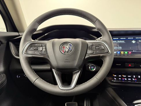 Used 2023 Buick Envision Preferred image 22
