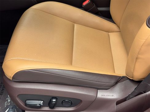 Used 2020 Lexus ES 350 w/ Premium Package image 35