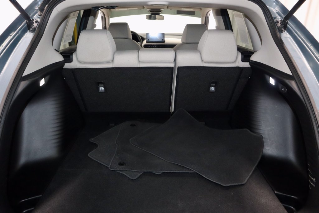 Used 2024 Honda HR-V LX image 13