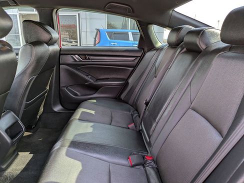Used 2019 Honda Accord Sport image 14