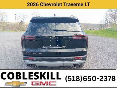 New 2026 Chevrolet Traverse LT w/ Sun and Wheel Package AWD/4WD image 4