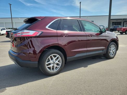 Used 2024 Ford Edge SEL w/ Convenience Package AWD/4WD image 4