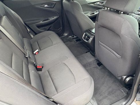 Used 2025 Chevrolet Malibu LT FWD image 31
