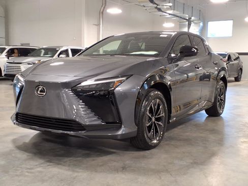 New 2026 Lexus RZ 450e AWD image 3