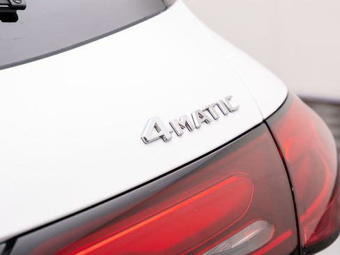 New 2026 Mercedes-Benz GLC 300 GLC 300 image 37