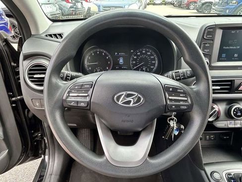 Used 2021 Hyundai Kona SE image 22