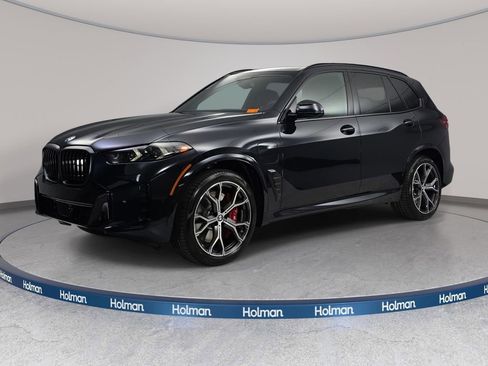 New 2026 BMW X5 xDrive50e w/ M Sport Package AWD/4WD image 1