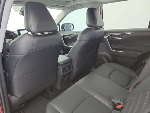 Used 2025 Toyota RAV4 XLE Premium FWD image 15