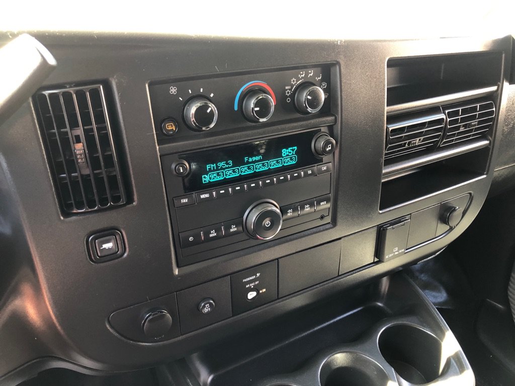 Used 2025 GMC Savana 2500 w/ Driver Convenience Package RWD image 28
