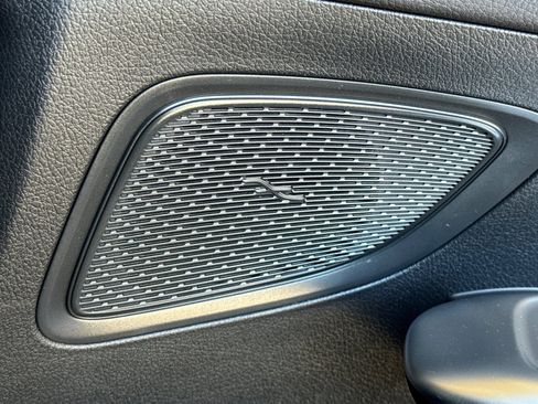 New 2025 Mercedes-Benz C 300 4MATIC Sedan image 21