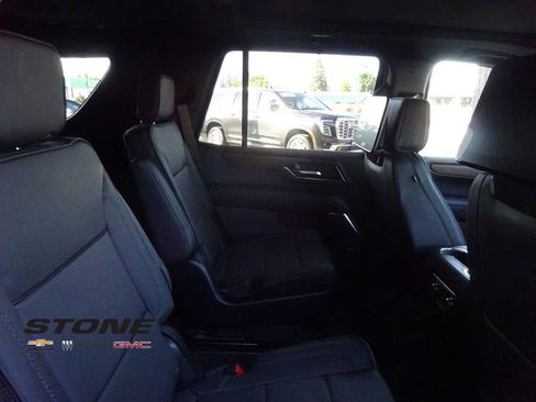 New 2026 GMC Yukon Denali w/ Denali Reserve Package AWD/4WD image 23