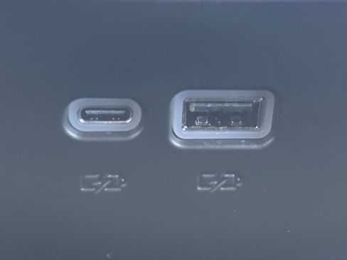 Used 2025 GMC Sierra 1500 AT4 w/ AT4 Premium Package image 6