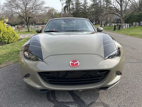 Used 2023 MAZDA MX-5 Miata Grand Touring RWD image 39