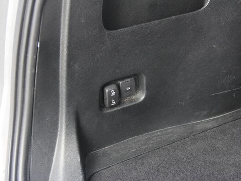 Used 2022 Ford Edge Titanium image 11