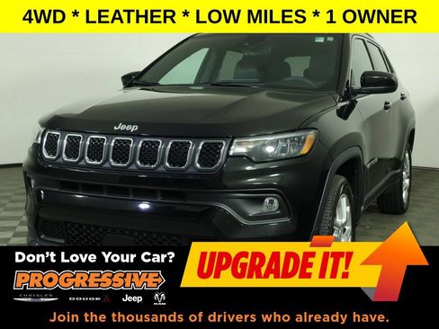 Used 2023 Jeep Compass Latitude AWD/4WD image 1