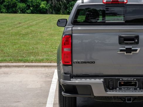 Used 2020 Chevrolet Colorado LT w/ Colorado RST Special Edition RWD image 49