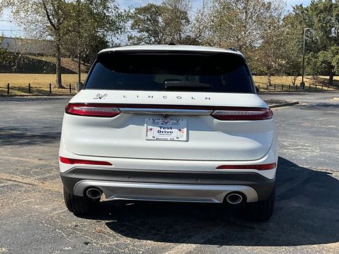 New 2026 Lincoln Corsair Premiere image 4