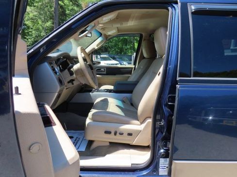 Used 2014 Ford Expedition EL XLT w/ Equipment Group 202A RWD image 22