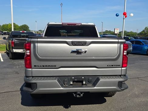 Used 2024 Chevrolet Silverado 1500 Custom w/ LPO, Dark Essentials Package AWD/4WD image 4
