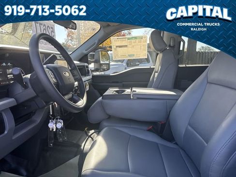 New 2026 Ford F450 XL w/ XL Chrome Package image 19