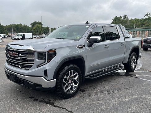 Used 2024 GMC Sierra 1500 SLE AWD/4WD image 1