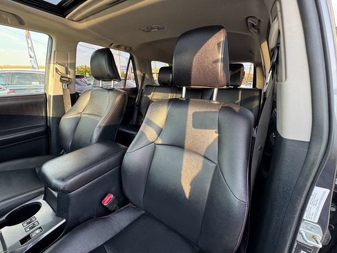 Used 2016 Toyota 4Runner SR5 Premium AWD/4WD image 24