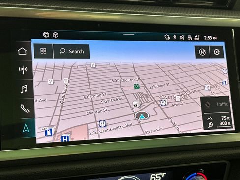 Used 2023 Audi Q3 2.0T Premium Plus w/ Premium Plus Package image 18