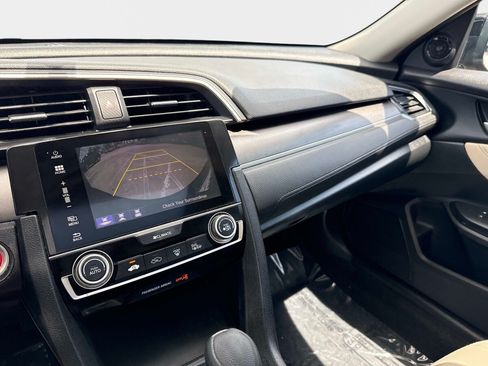 Used 2017 Honda Civic EX image 21