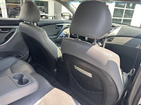 Used 2013 Hyundai Elantra Limited FWD image 23