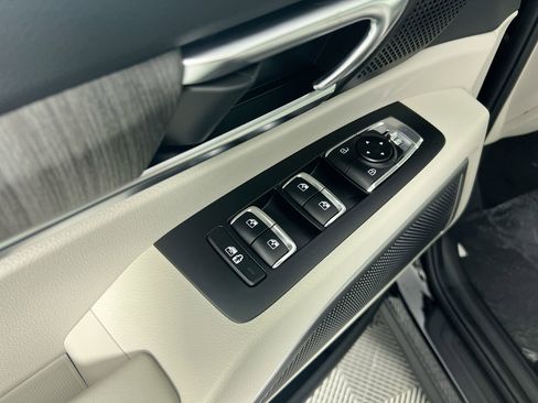 New 2025 Kia Telluride EX w/ EX Captain's Chair Package image 16
