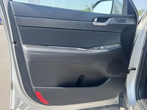 Used 2024 Hyundai Palisade Limited AWD/4WD image 16