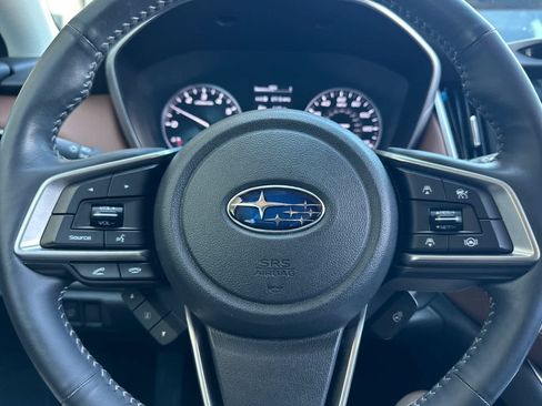 Used 2022 Subaru Outback Touring AWD/4WD image 23
