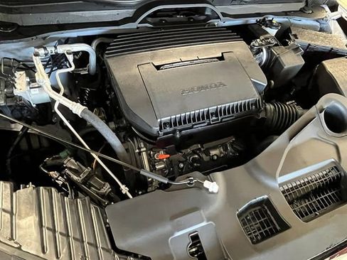 New 2026 Honda Pilot Touring image 11