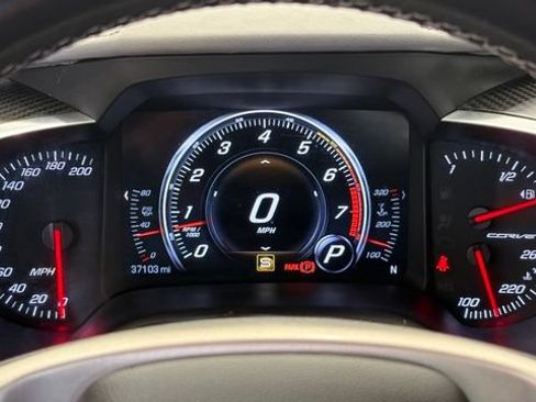Used 2018 Chevrolet Corvette Grand Sport RWD image 24