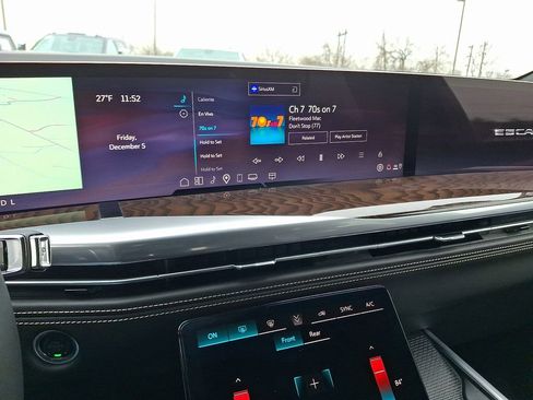 Used 2025 Cadillac Escalade Sport Platinum w/ LPO, Floor Liner Package image 25