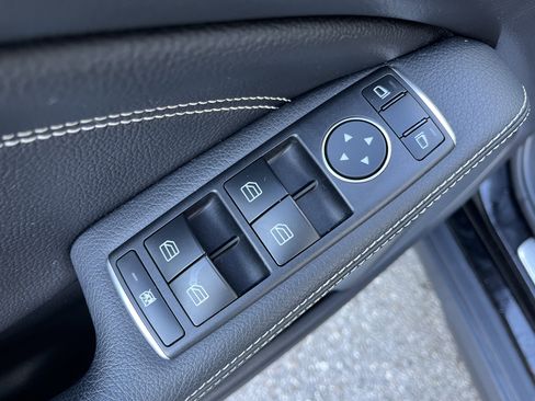 Used 2019 Mercedes-Benz GLA 250 4MATIC image 17