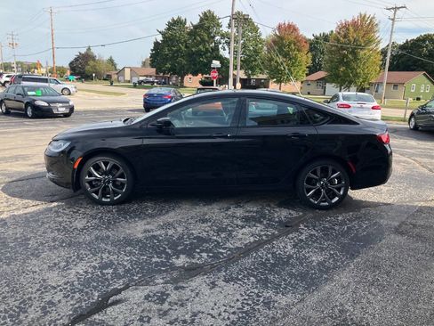Used 2015 Chrysler 200 S w/ Comfort Group image 6