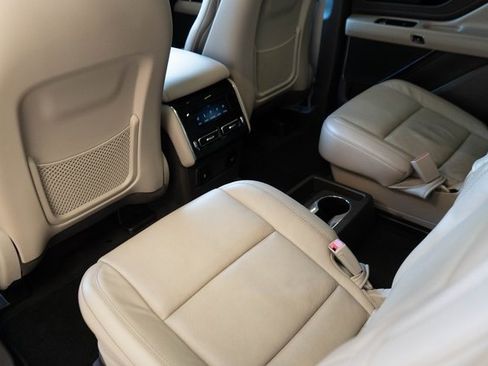 Used 2023 Lincoln Aviator Reserve w/ Equipment Group 201A image 18