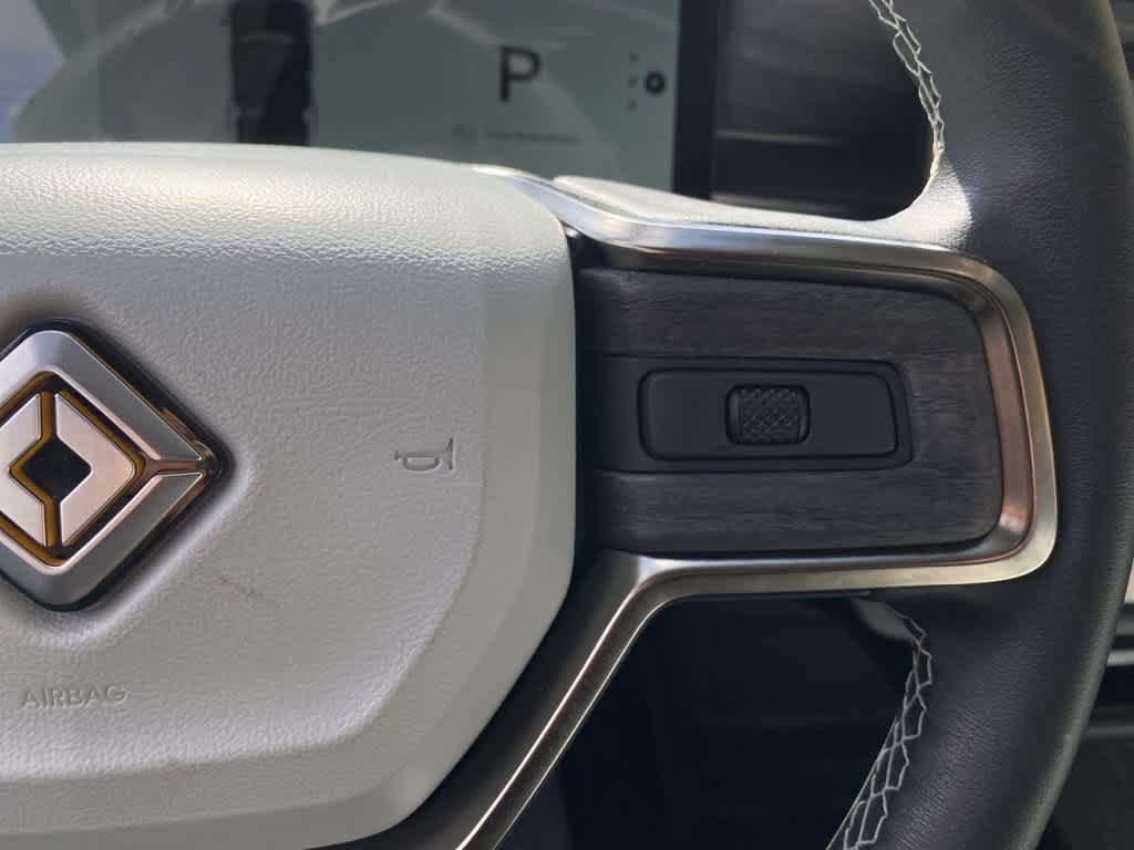 Used 2023 Rivian R1S Launch Edition Quad AWD/4WD image 21