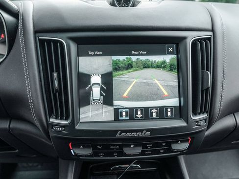 Used 2017 Maserati Levante S AWD/4WD image 24
