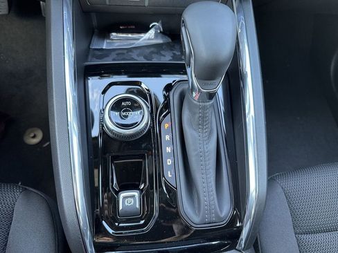 New 2026 GMC Canyon Elevation w/ Convenience Package image 11